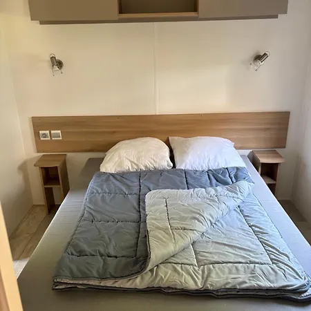 Mobilolo 1 Camping Saint-Julien-en-Born